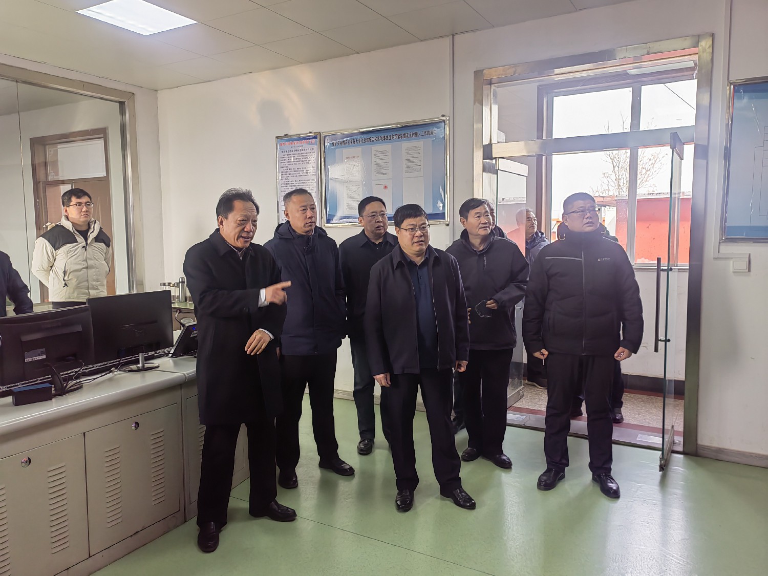 1739153000175355.jpg 1739153000175355.jpg